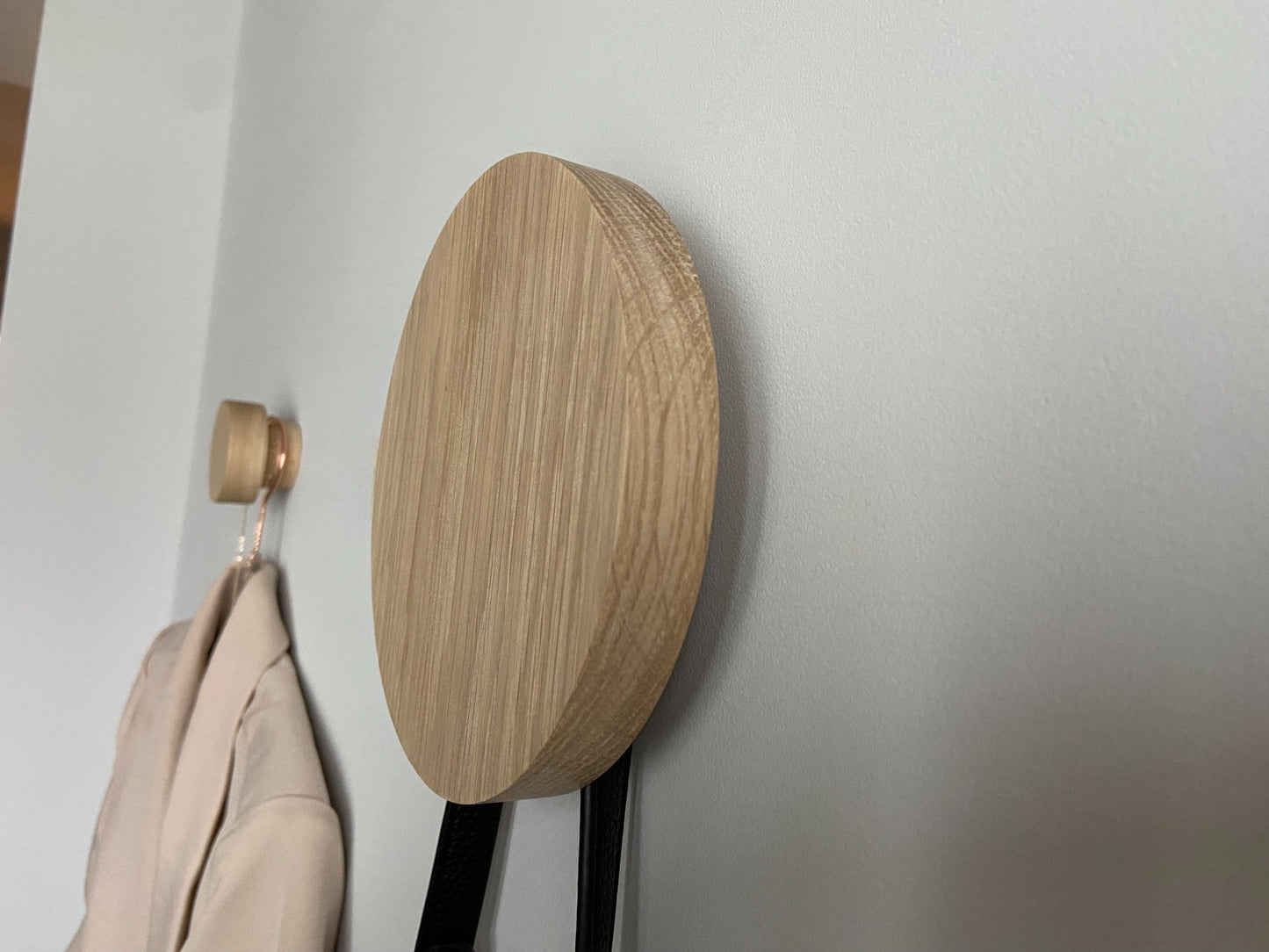 Pack of 3 Round oak hooks / Circle coat pegs / Decorative wall hanger / Deep
