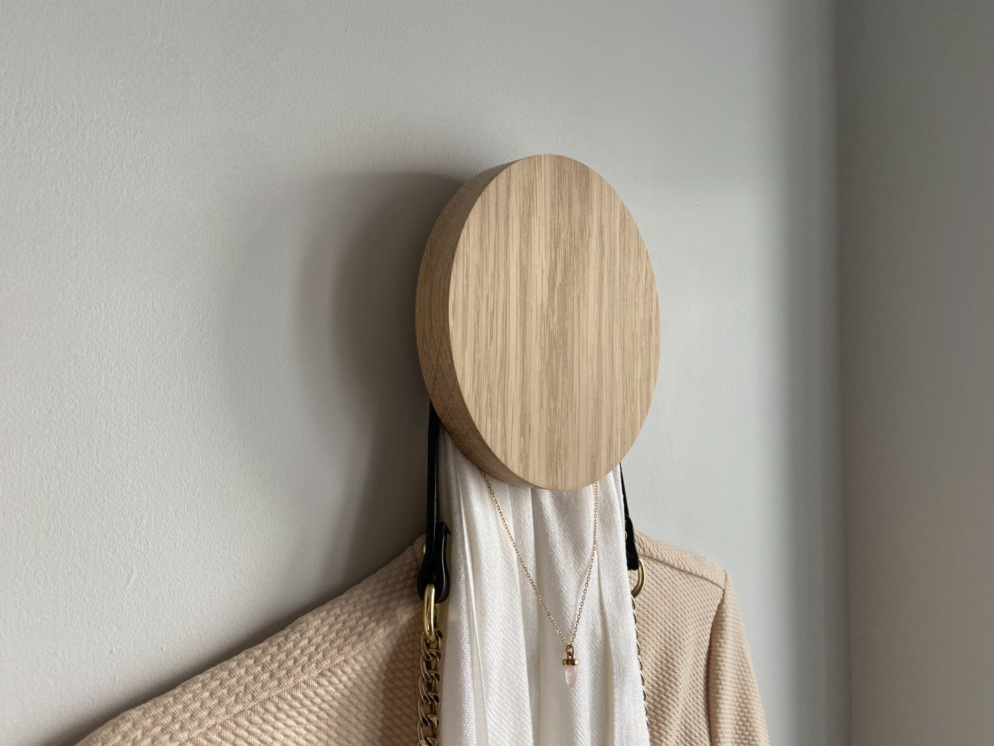 Round oak hooks / Circle coat pegs / Decorative wall hanger
