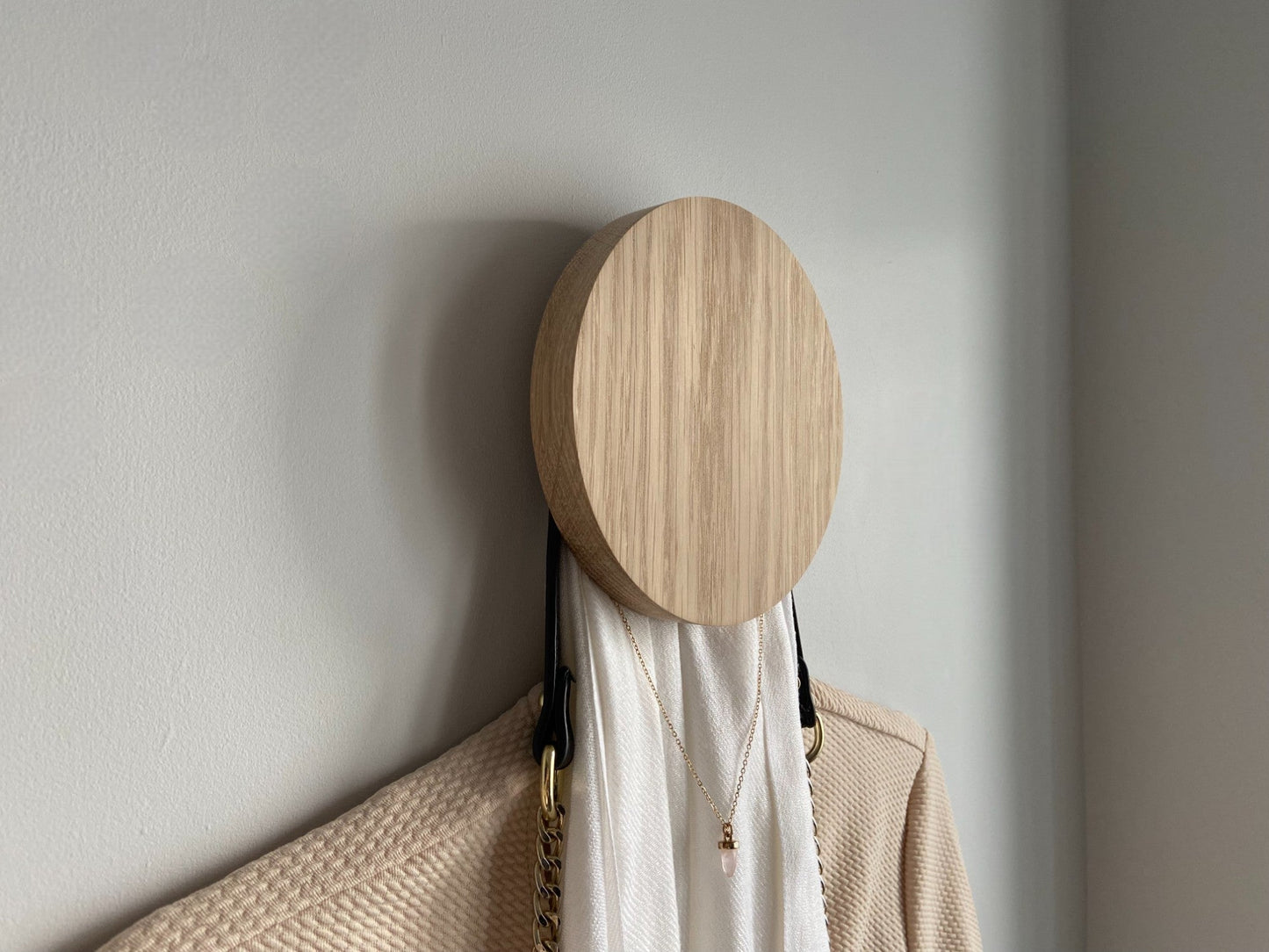 Round oak hooks / Circle coat pegs / Decorative wall hanger / Deep