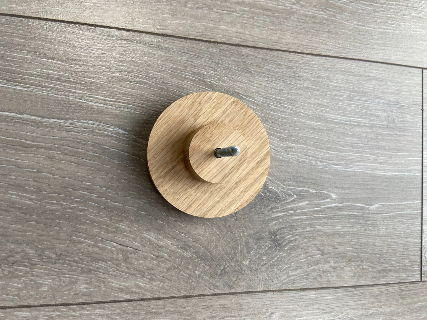 Round oak hooks / Circle coat pegs / Decorative wall hanger / Deep