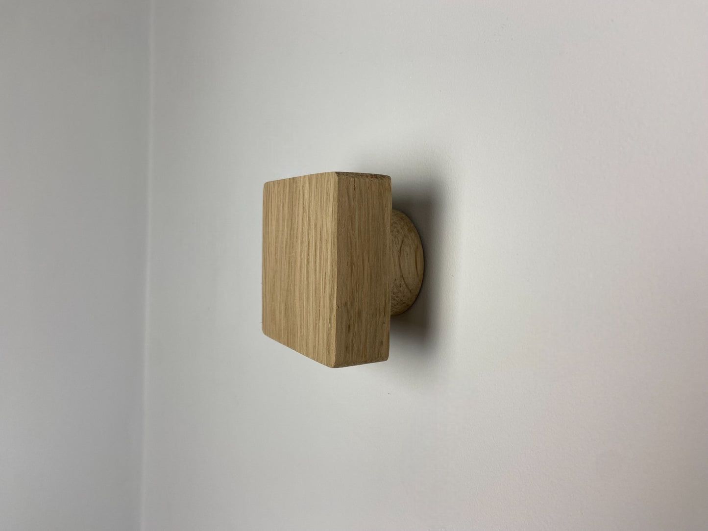 Square oak hooks / Circle coat pegs / Decorative wall hanger / Deep