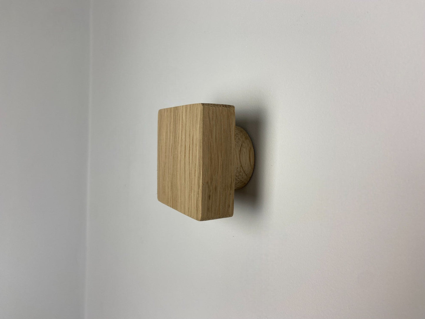 Pack of 5 of Square oak hooks / Circle coat pegs / Decorative wall hanger / Deep