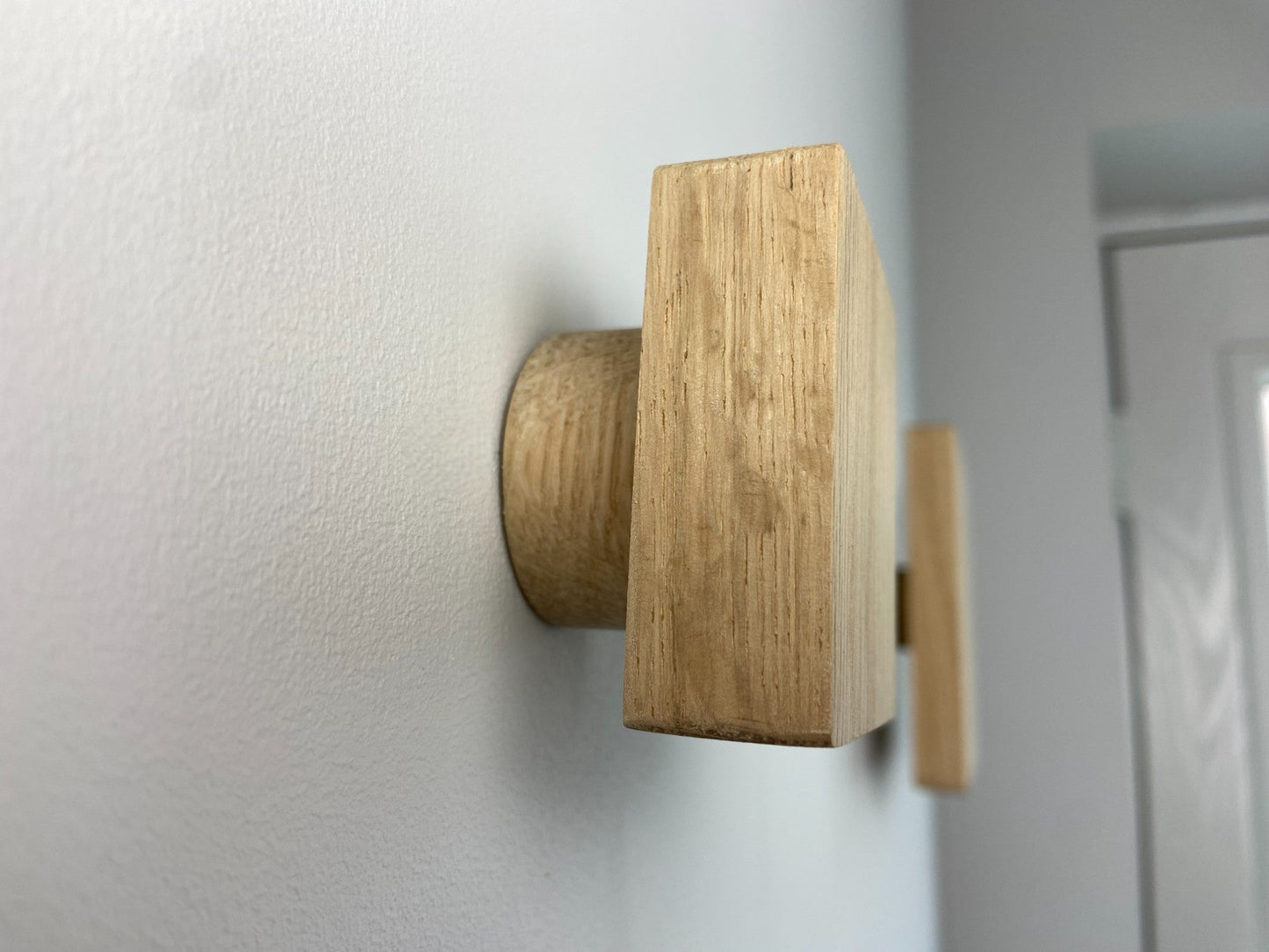 Pack of 5 of Square oak hooks / Circle coat pegs / Decorative wall hanger / Deep