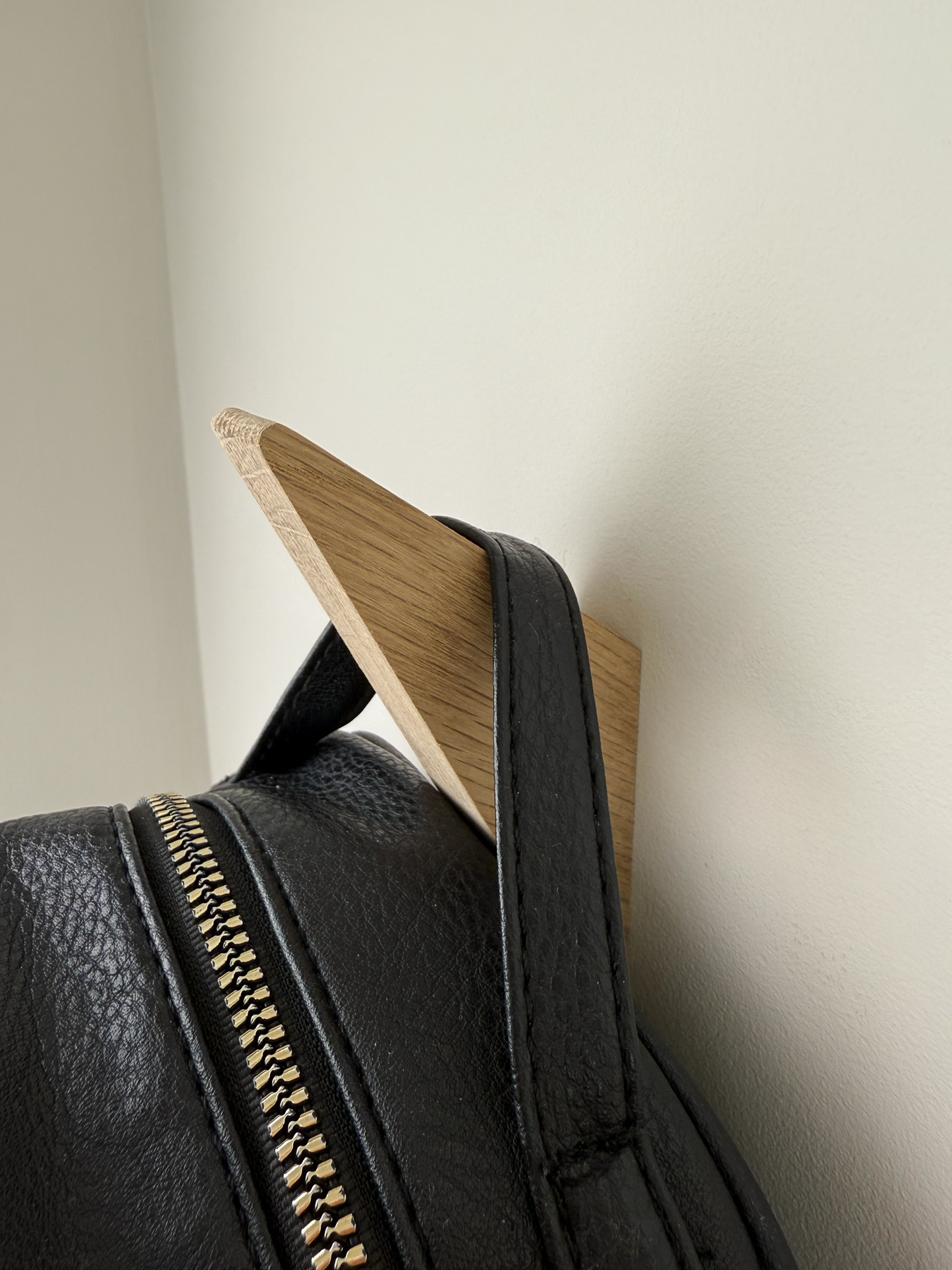 Oak coat hooks / Wooden pegs / Triangular wall mounted hanger