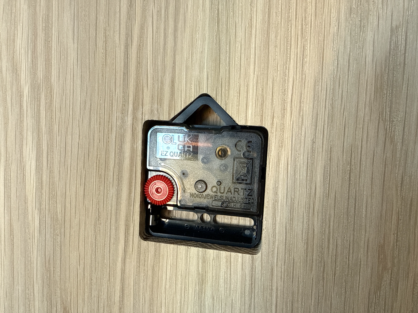 Oak Wall Clock – Solid Wood, Round, Silent Sweep Movement - 32cm