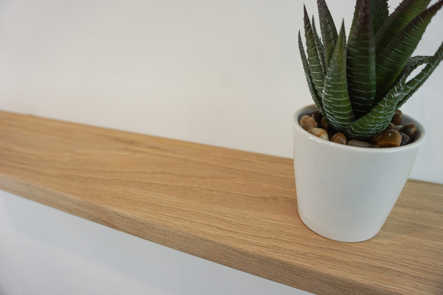 Slim Oak Floating Shelf for plasterboard (stud) walls - Smooth Finish 12cm Deep x 2.2cm Thick - The Interior Hut