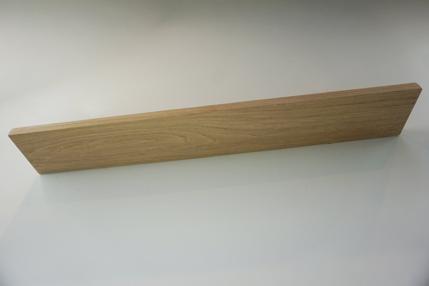 Slim Oak Floating Shelf for plasterboard (dot and dab) walls - Smooth Finish 15cm Deep x 2.2cm Thick - The Interior Hut